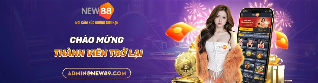 Sân quần vợt với trận đấu đang diễn ra